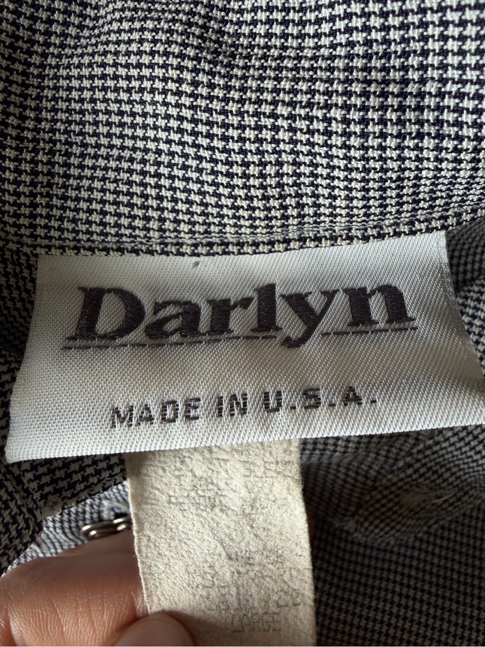 Vintage Darlyn Made in USA Sleeveless Button Down Blouse Houndstooth Tank Top - Picture 10 of 11